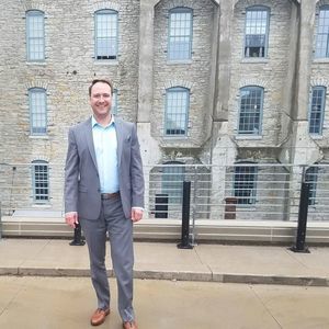 Meet your Posher, Thomas